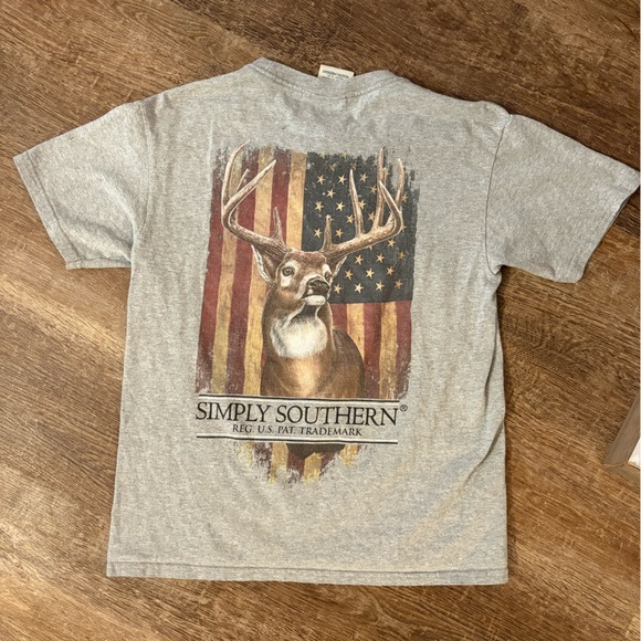 Simply Southern Kids Gray Deer Flag T-Shirt - Picture 1 of 3